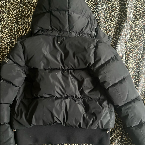 Mackage black puffer jacket - Picture 2 of 3